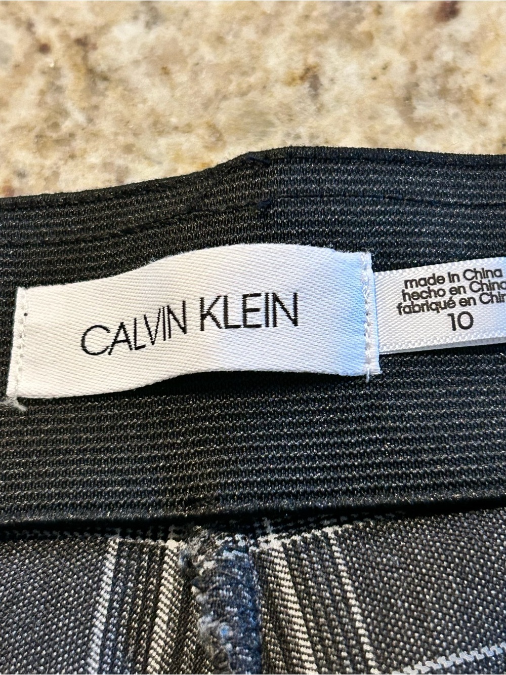 Calvin Klein Black&Gray Plaid Slim women’s size 10 Dress Pants LIKE NEW stretch - Picture 3 of 7